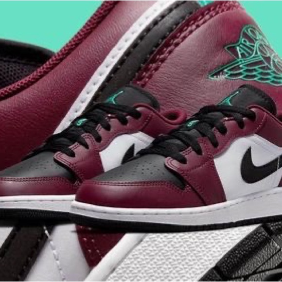 Brand new Nike dunks - Picture 2 of 2